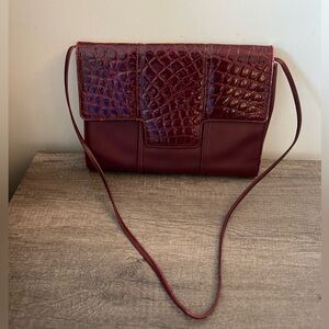 SILVANO BIAGINI Burgundy Flat Crossbody Leather Bag